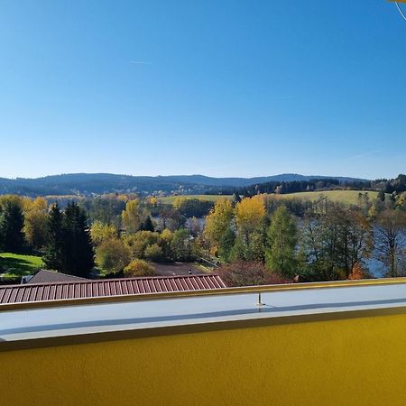 Ubytování Hanka v hotelovém pokoji C408 Frymburk Exterior foto